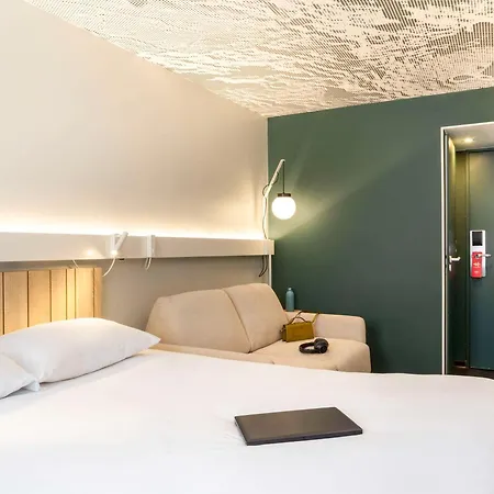 Hotel Ibis Paris Nation Davout Exterior foto